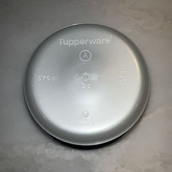 Tupperware Christmas Canister Snowflakes Holiday Green 7693 Approximately 5” Dia - Picture 6 of 7